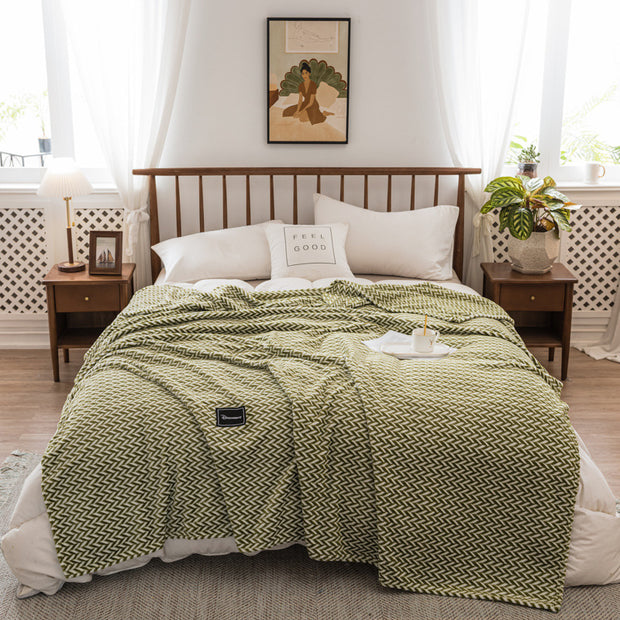 Autumn & Winter Milk Velvet Thickened Yarn-Dyed Blanket