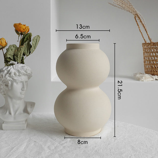 Simplicity Ceramic Vase – Home Decoration Ornament