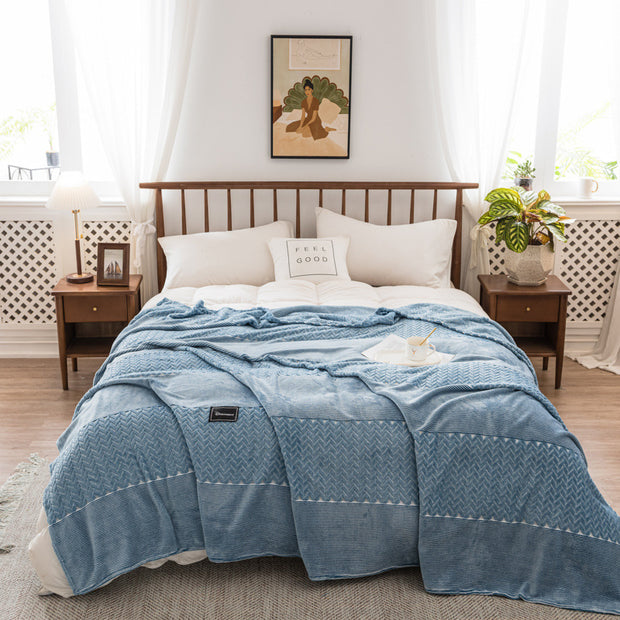 Autumn & Winter Milk Velvet Thickened Yarn-Dyed Blanket